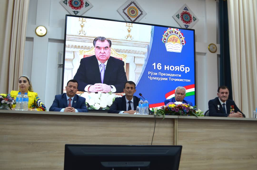 ЧОРАБИНИИ ИЛМӢ – ФАРҲАНГӢ БАХШИДА БА РӮЗИ ПРЕЗИДЕНТИ ҶУМҲУРИИ ТОҶИКИСТОН ВА 33 – СОЛАГИИ ИҶЛОСИЯИ XVI – ШӮРОИ ОЛИИ ТАҚДИРСОЗ